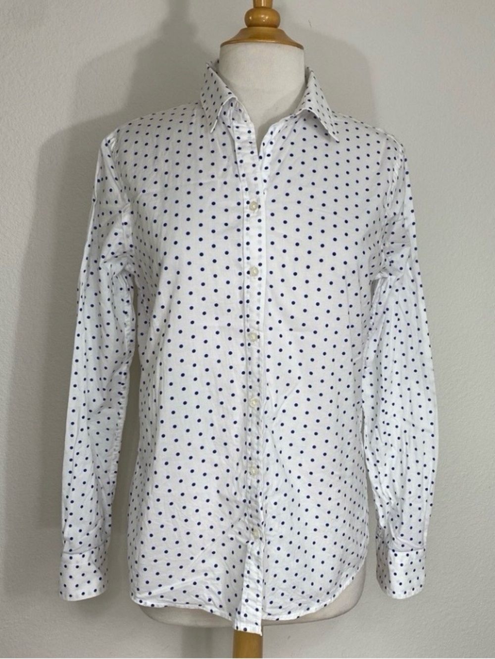 Banana Republic Womens White Blue Polka Dot Soft Cotton Button Down Shirt Size M